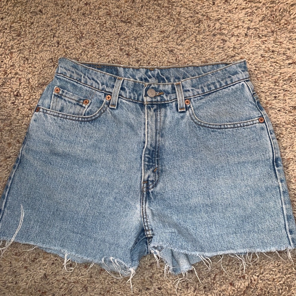 blue levis denim shorts
